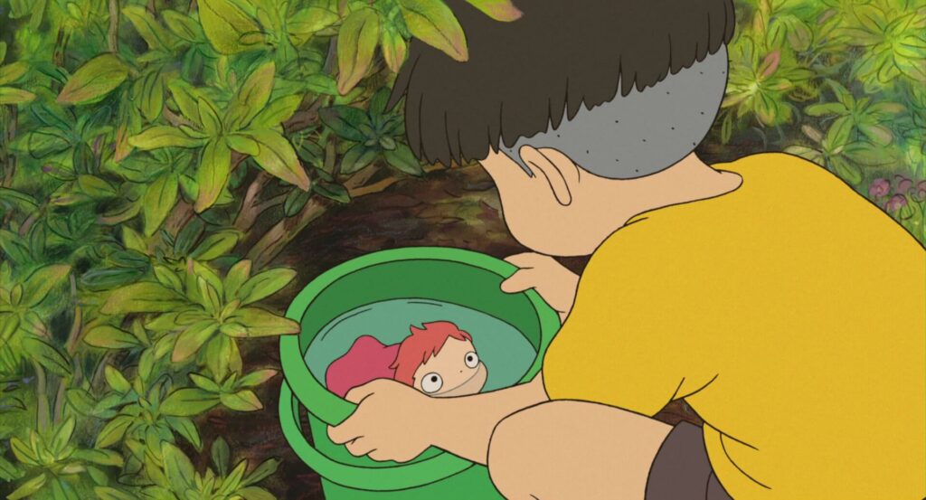 Ponyo à l'intérieur du seau Sosuke